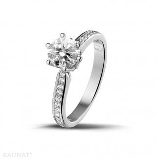 鑽石求婚戒指 - 1.00克拉六爪鉑金單鑽戒指 - 戒圈密鑲小鑽