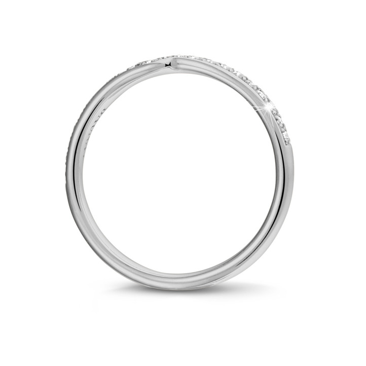 0.20 克拉弧形鉑金密鑲鑽石戒指(半環鑲鑽)