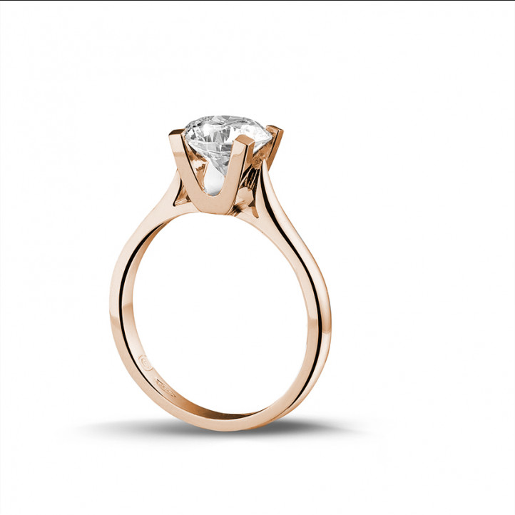 Anello solitario con diamante da 1,50 carati in oro rosso
