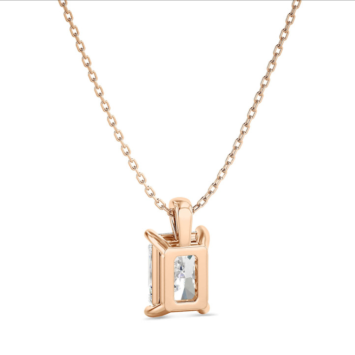 Pendente con diamante solitario da 1,00 carati con taglio radiant in oro rosso