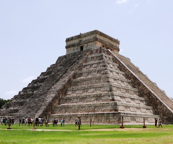 El Castillo, noto anche come Tempio di Kukulcan, nel centro di Chichen Itza, in Messico.