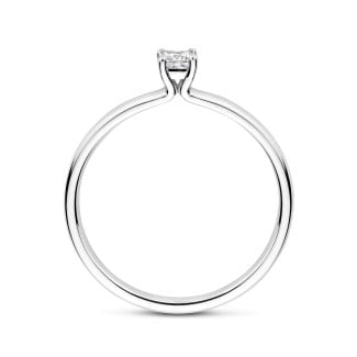 Nuovi arrivi - Anello solitario da 0,15 ct con diamanti taglio cuscino in oro bianco