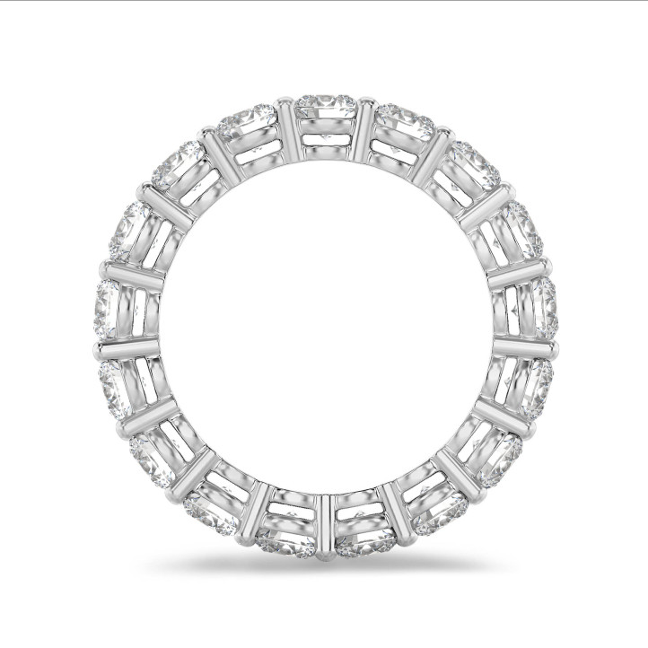 Anello eternity con diamanti da 3,40 carati in oro bianco