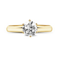 Anello solitario con diamante da 1,50 carati in oro giallo con sei griffe