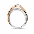 Anello solitario con diamante da 0,50 carati in oro bianco e rosso