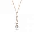 Collana con diamante da 0,50 carati in oro rosso