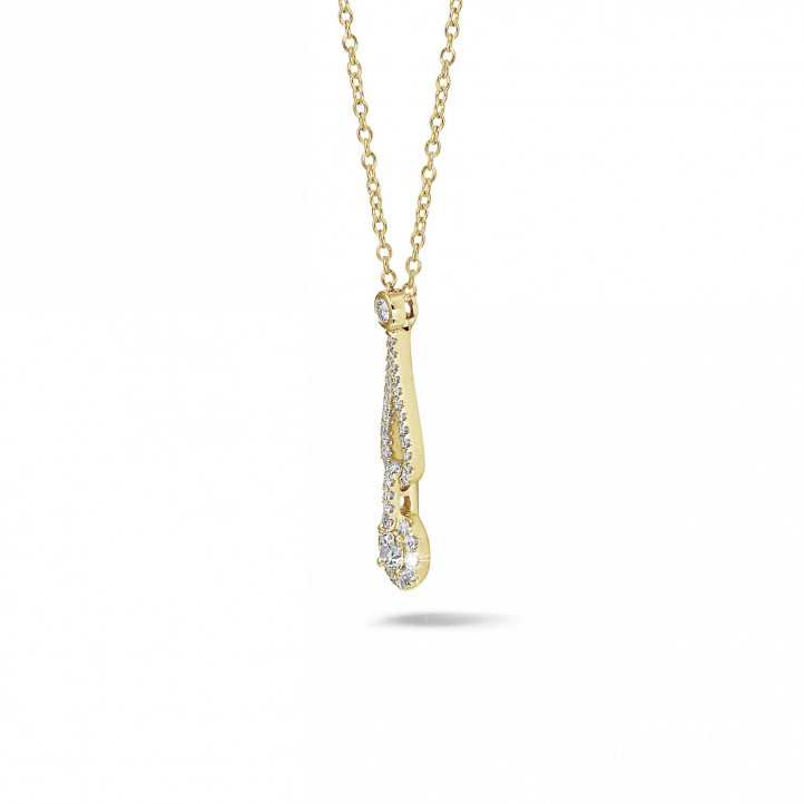 Collana con diamante da 0,45 carati in oro giallo