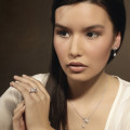Vendita esclusiva BAUNAT (senza diritto di restituzione entro 30 giorni) - Anello con diamante da 0,55 carati con design a fiore e libellula in oro bianco (disponibile nelle misure 48, 49, 50, 52, 54, 55, 56)