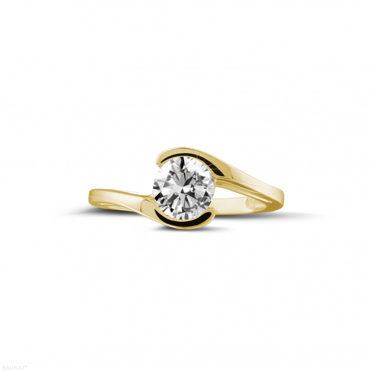 Anello solitario con diamante da 1,00 carati in oro giallo