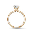 0.70Ct solitaire ring in yellow gold with oval diamond