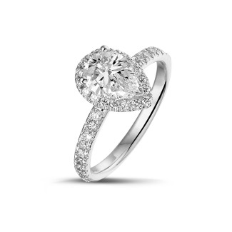 リング - 1.00Ct halo ring in white gold with pear diamond