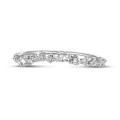0.12 carat cluster alliance ring in white gold with round diamonds