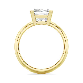 Bespoke solitaire ring with a princess cut diamond