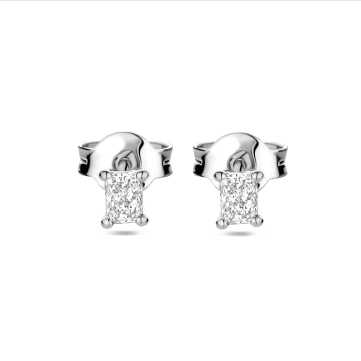 0.30 carat solitaire earrings with radiant cut diamonds in white gold