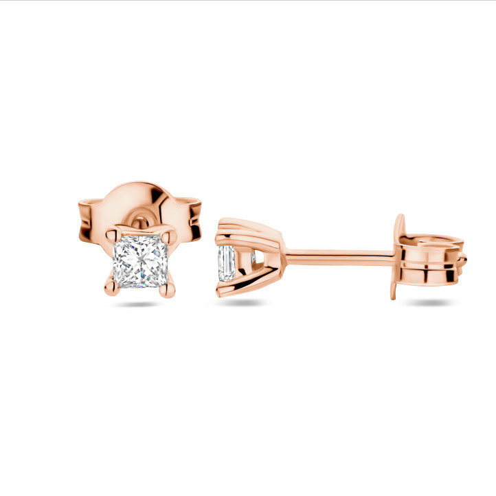 0.30 carat solitaire earrings with princess cut diamonds in red gold