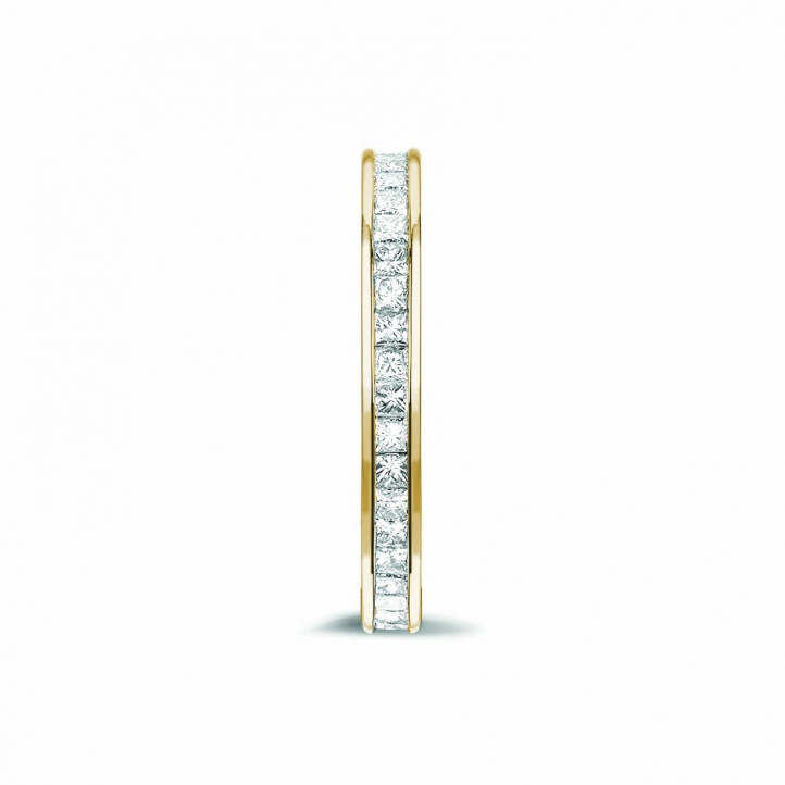 0.90 カラットの小さなプリンセスダイヤモンド付きイエローゴールドエタニティリング (フルセット)
