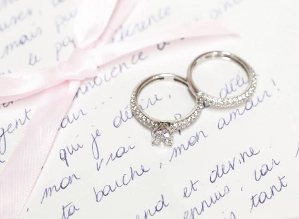 BAUNAT - Een passende set verlovings- en trouwring van BAUNAT, ideaal voor uw buitenlands huwelijk.