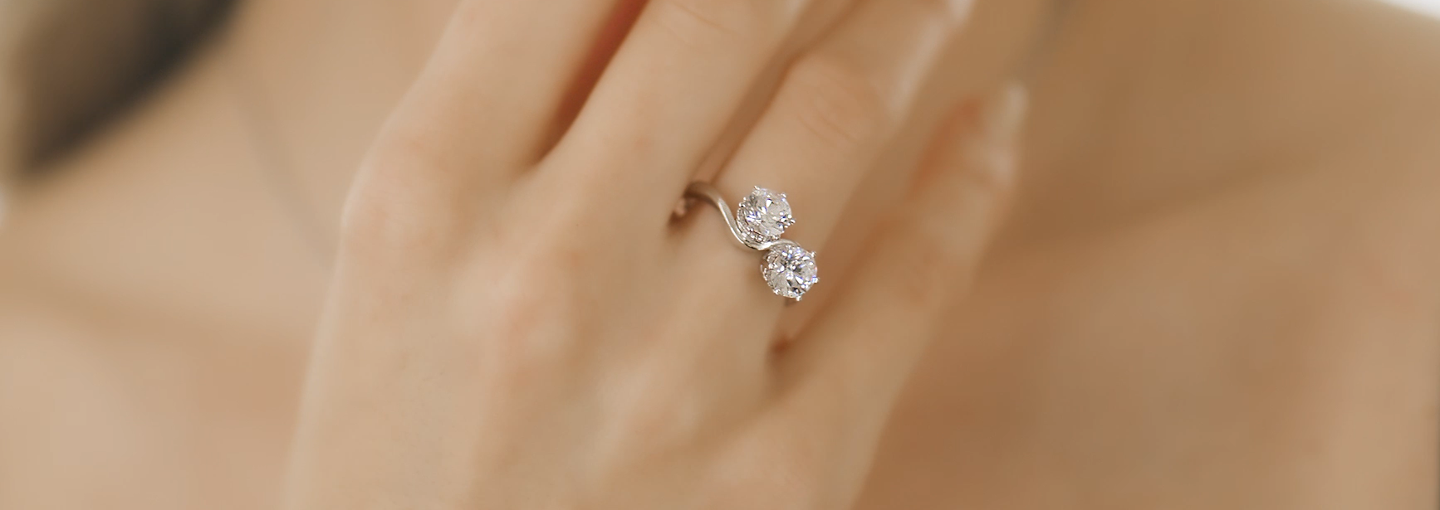 What Significance Does a Toi et Moi Engagement Ring Have?