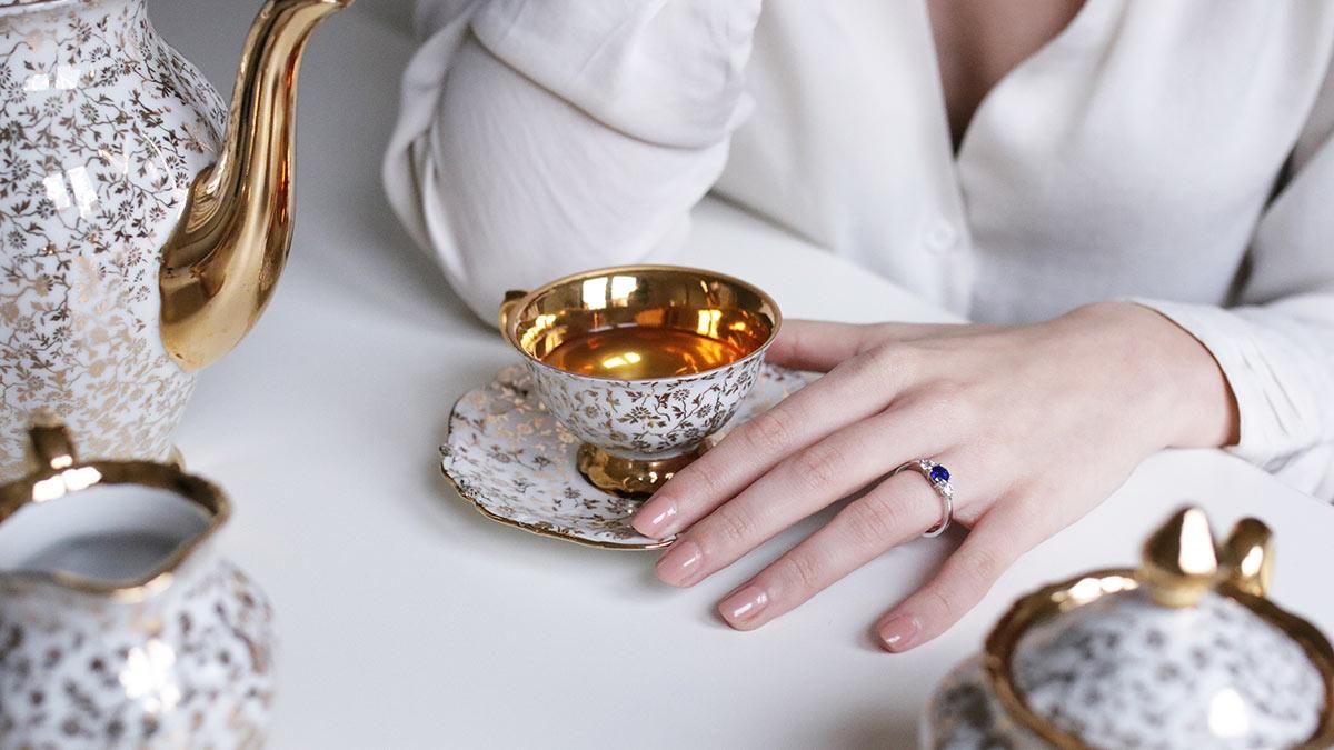 ¿Por qué deberías comprar un anillo de zafiro azul?