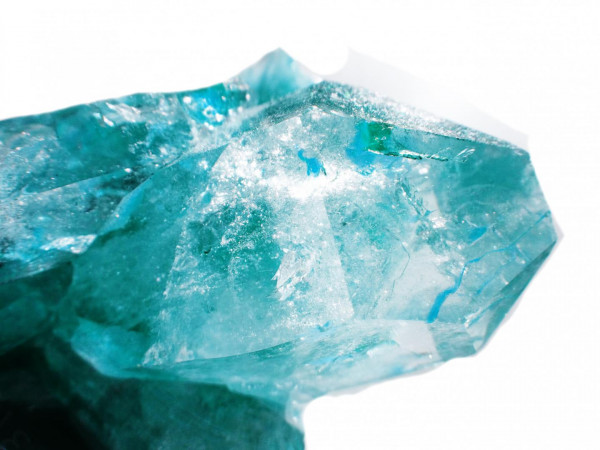 Aguamarina azul claro, la piedra de nacimiento de marzo. - BAUNAT
