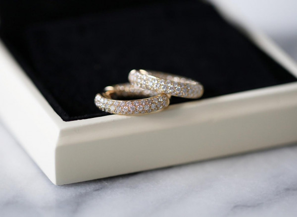 Anillos de boda en caja BAUNAT, la mejor joyería de boda