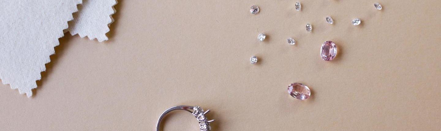 Joya de diamantes hecha a medida Encuentra tus joyas de diamantes personalizadas en BAUNAT.
