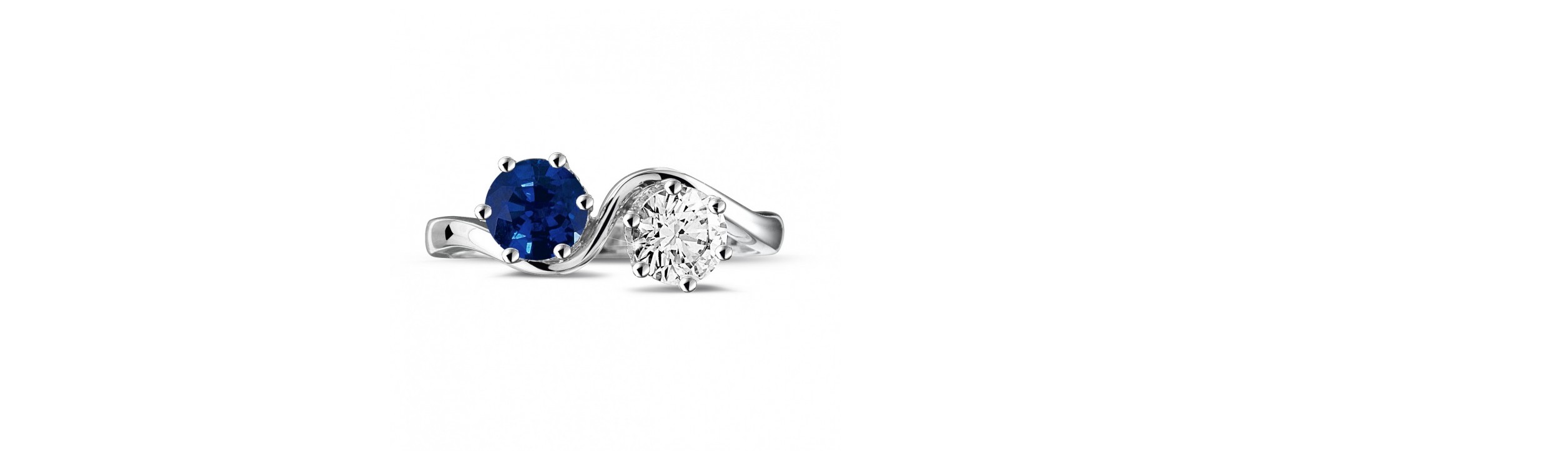 ¿Debería elegir un anillo de compromiso de zafiro o de diamantes?