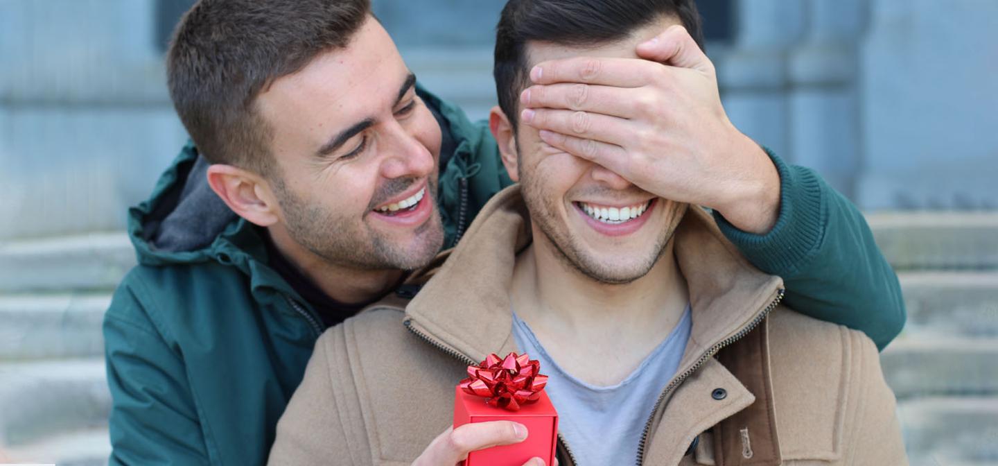 Compromiso Gay: de Matrimonio como hombre gay BAUNAT