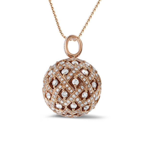 Colgante esférico de oro rosa con diamantes talla brillante en engaste calado y cadena fina