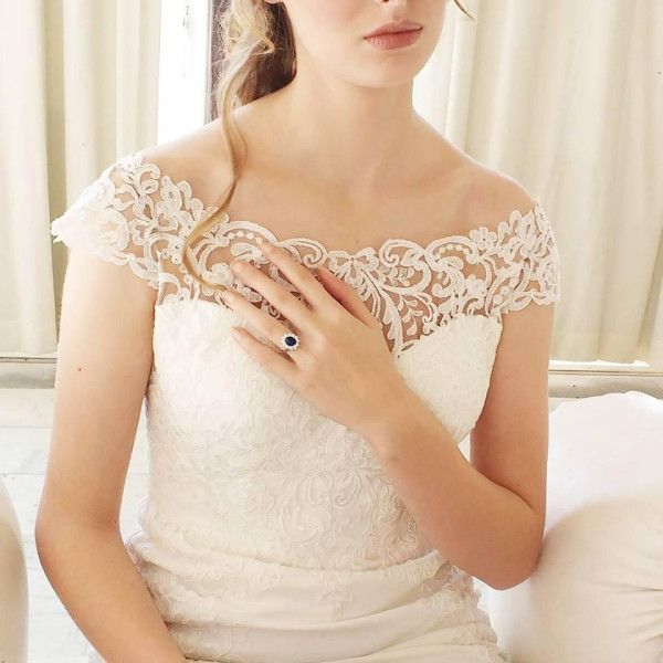Bride with sapphire ring from BAUNAT