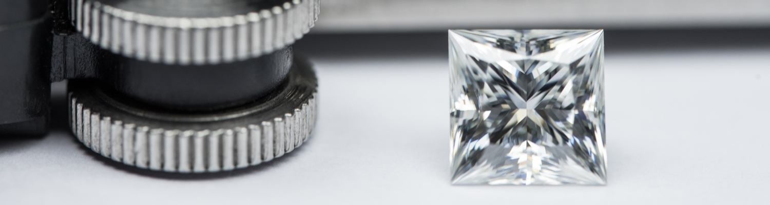 Kunt u de kwaliteit van diamant beoordelen met een diamantloep? 