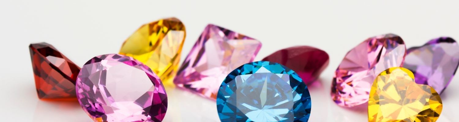 What is the meaning of a gemstone engagement ring?