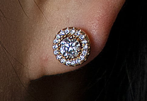 Astuce: Boucles d'oreilles halo en diamant
