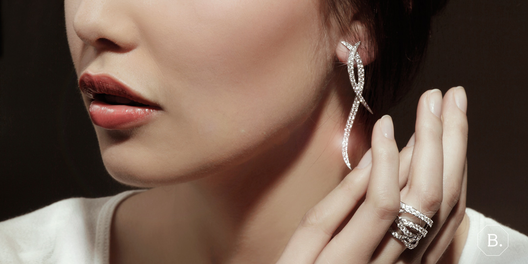 Thin and elegant earrings and ear studs