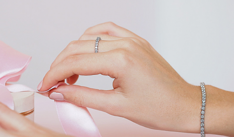 Tennisarmband und Eternity Ring von BAUNAT - Eternity Armband mit passendem Ring