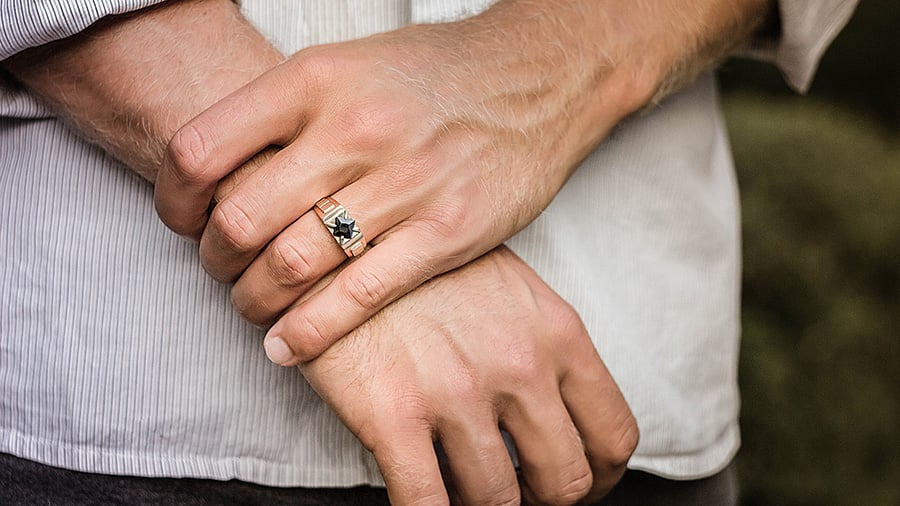 Son los anillos compromiso para hombres la próxima tendencia? BAUNAT