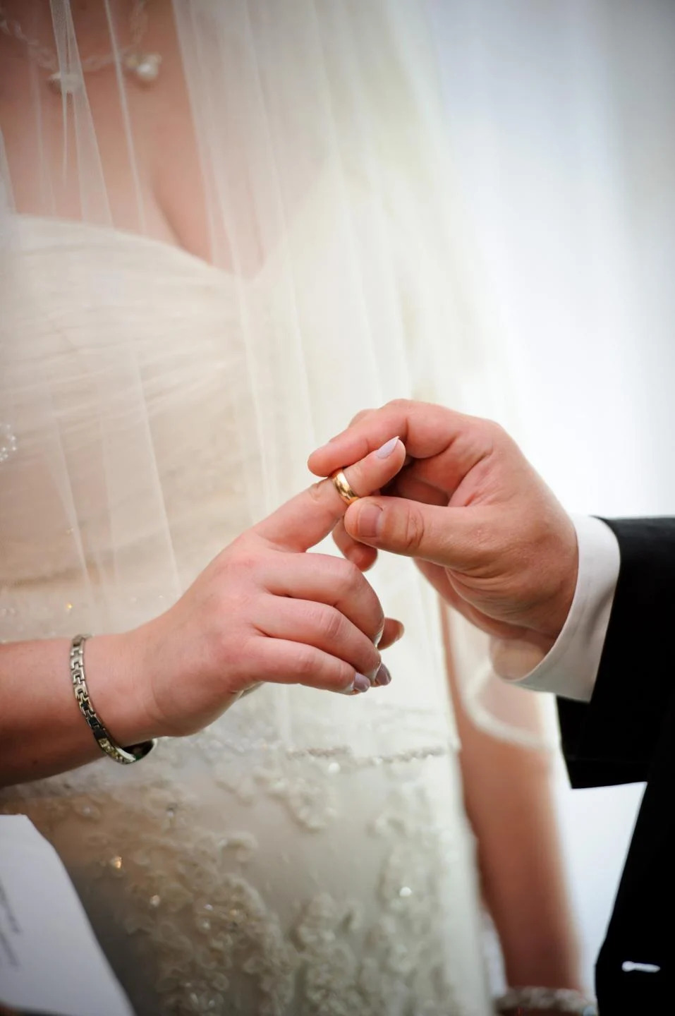 Choosing the perfect wedding ring for him and for her