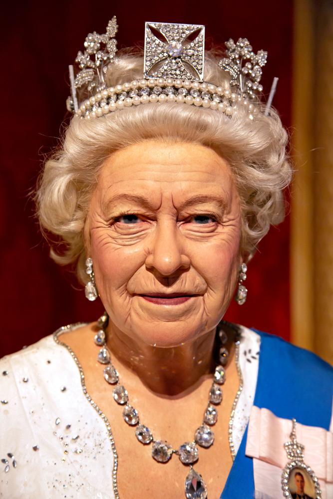 Which royal crown has the most beautiful diamond?