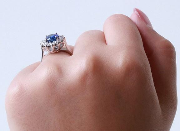 Saffier ring BAUNAT - Saffier ring met diamanten van BAUNAT