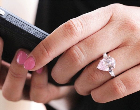 BAUNAT armut biçimli pembe pırlanta yüzük