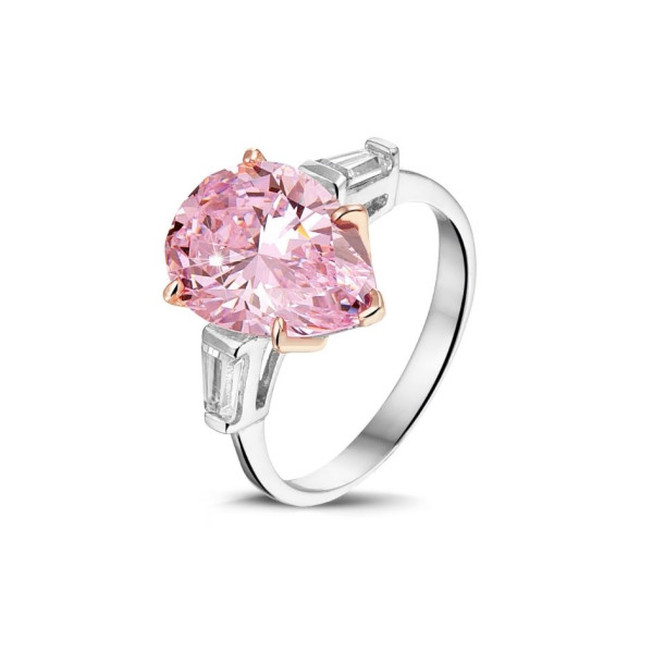 Ring in wit goud met roze peervormige diamant en tapered baguette diamanten