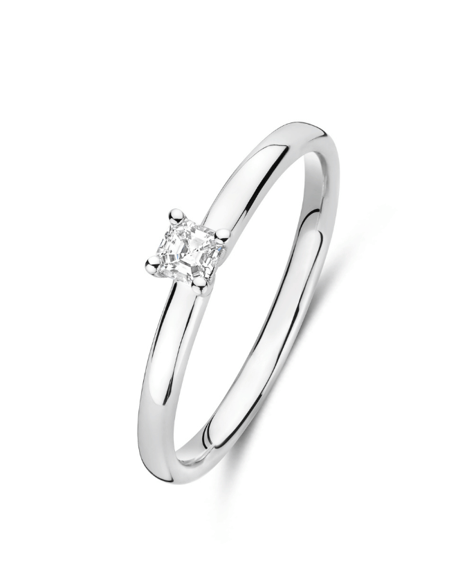 1.00 karaat solitaire ring met een princess diamant in wit goud