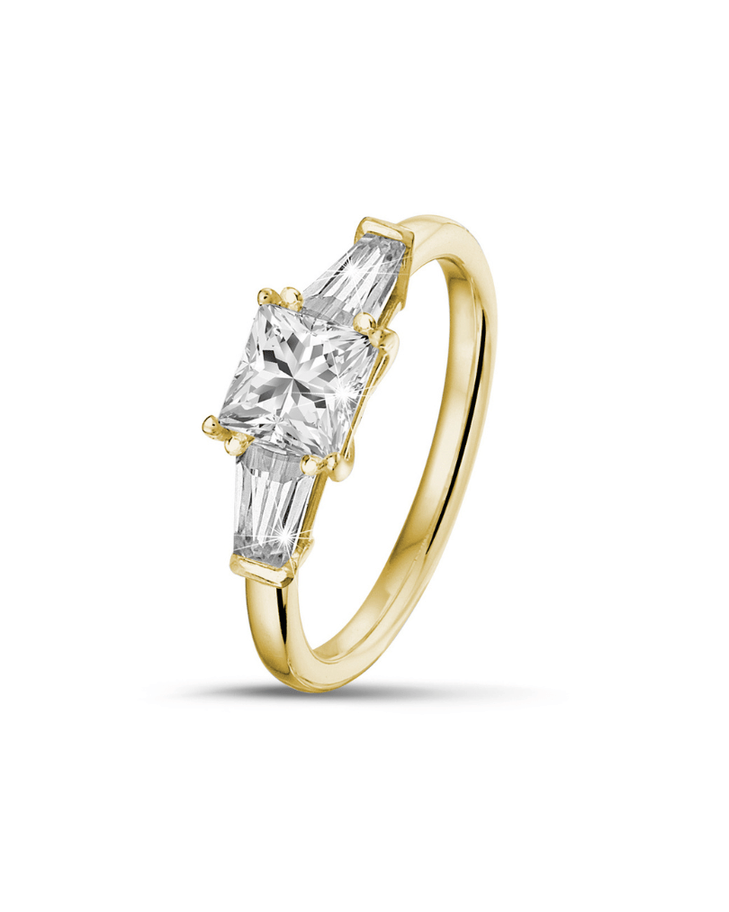 1.00 karaat trilogie ring in geelgoud met een princess diamant en conische baguettes