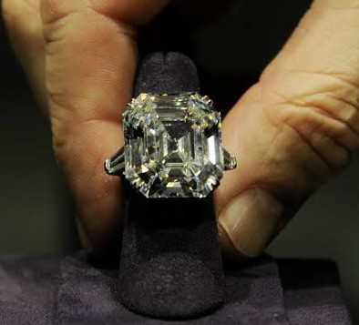 elizabeth taylor assherdiamond ring