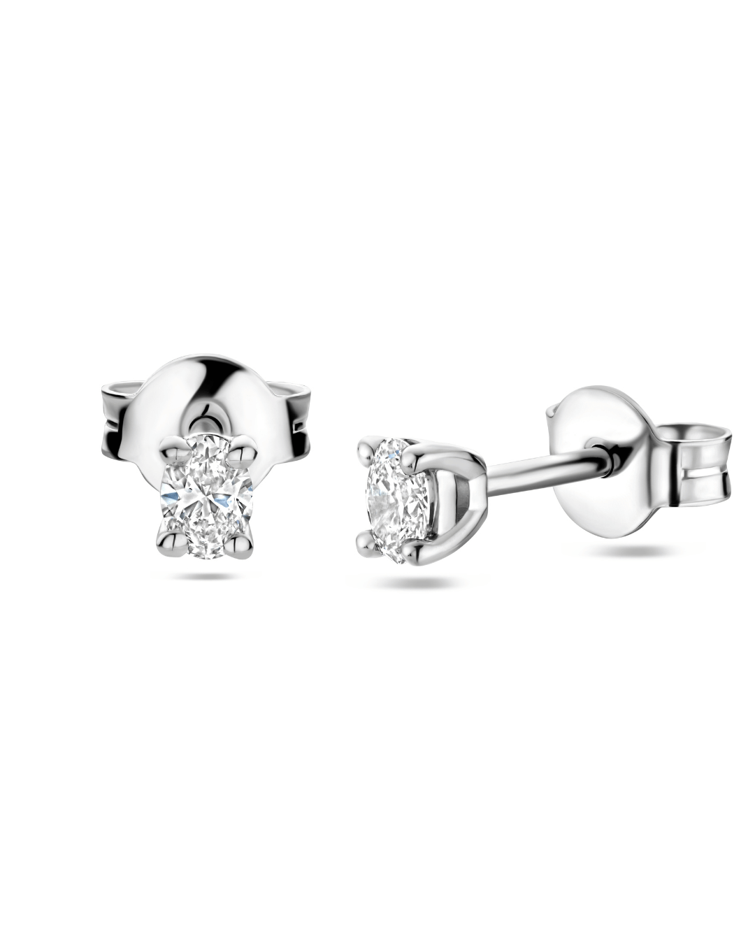 0.30 karaat solitaire oorbellen met ovaal geslepen diamanten in witgoud