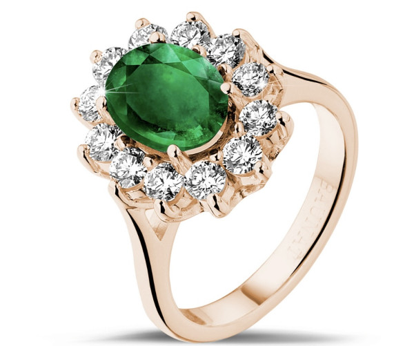 Entourage ring in rood goud met ovale smaragd en ronde diamanten