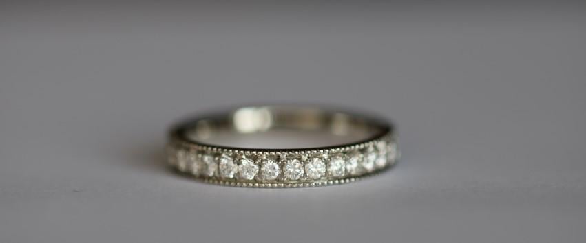 Adding texture to your diamond ring with milgrain edging