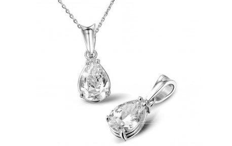 Tip: a pendant with a pear-shaped diamond