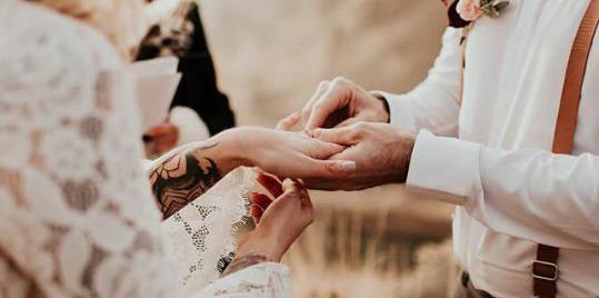 Comment organiser un mariage intime?