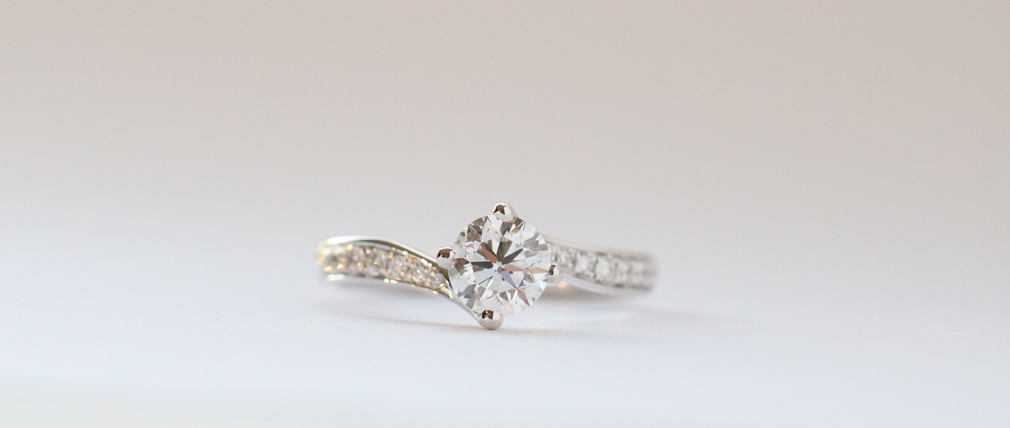 讓訂婚戒指保持美麗的四個重要事項